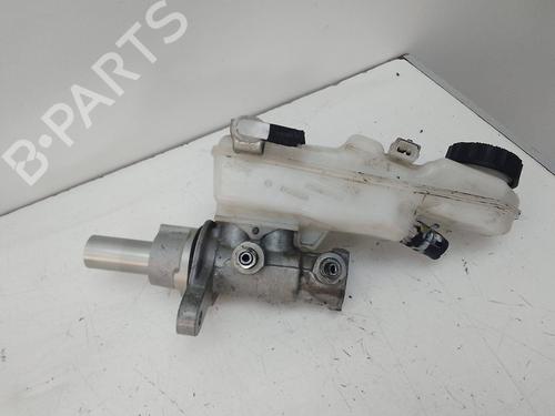 Used Brake master cylinder Brake master cylinder TOYOTA AURIS Estate (_E18_) 2.0 D-4D (ADE186_) (124 hp) 18586086 18586086