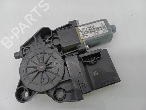 Right front window motor RENAULT MEGANE III Hatchback (BZ0/1_, B3_) 1.2 TCe (BZ2B, BZ11) 807301396R