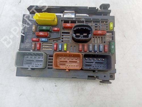 Fuse box PEUGEOT 3008 I MPV (0U_) 2.0 HDi | BP18572983E1 