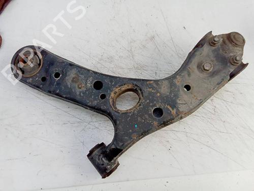 Used Right front suspension arm TOYOTA AURIS (_E18_) 1.8 Hybrid (ZWE186_, ZWE186R) (136 hp) 26053464