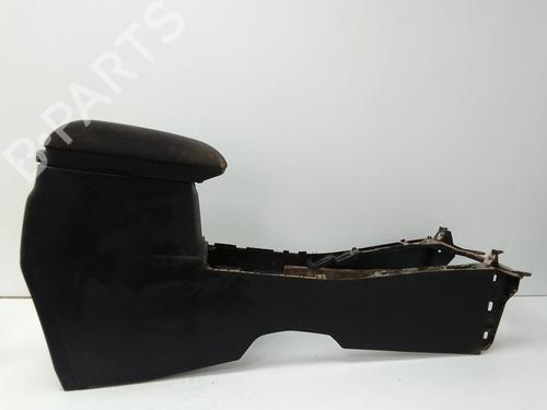 Used Middle console Middle console TOYOTA AURIS Estate (_E18_) 1.4 D-4D (NDE180_) (90 hp) 18585788 18585788