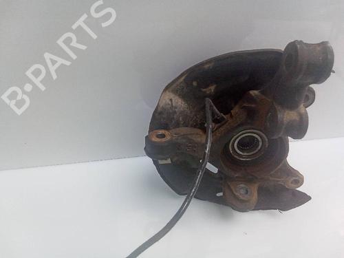 Used Left front steering knuckle TOYOTA YARIS (_P13_) 1.5 (NSP131_) (112 hp) 20503843