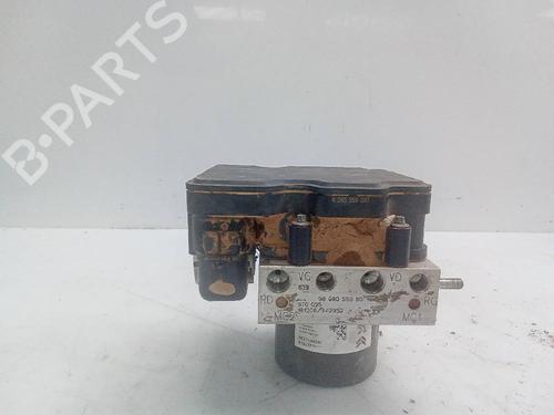 Used ABS pump CITROËN C4 CACTUS 1.2 VTi 82 (82 hp) 22188709