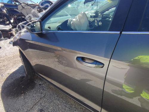 Used Left front door SEAT LEON (5F1) [2012-2021]  18595305
