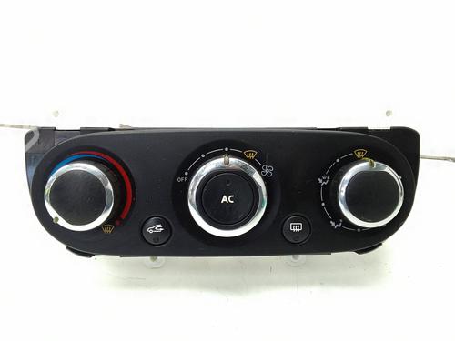 Used Climate control Climate control RENAULT CLIO IV (BH_) 1.5 dCi 90 (90 hp) 18585620 18585620