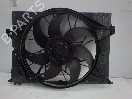 Radiator fan MERCEDES-BENZ S-CLASS (W221, V221) S 320 CDI (221.022, 221.122) | BP27448243M35 