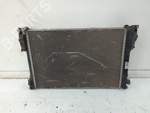Used Water radiator Water radiator MERCEDES-BENZ C-CLASS (W205) C 220 BlueTEC / d (205.002, 205.004) (170 hp) 18890602 18890602