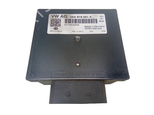 Used Electronic module VW TIGUAN (5N_) 2.0 TDI (140 hp) 18593384