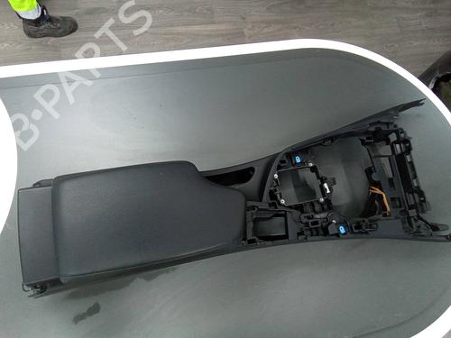 Used Middle console SEAT IBIZA V (KJ1, KJG) 1.0 (65 hp) 28148172