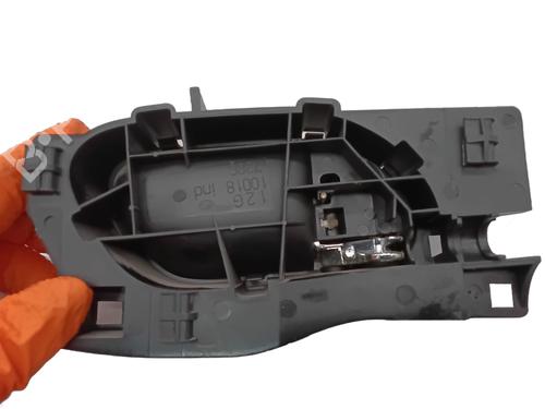 Rear left interior door handle PEUGEOT 407 (6D_) 2.0 HDi 135 (6DRHRH, 6DRHRE, 6DRHRG, 6DRHRJ) | BP30380253I15 