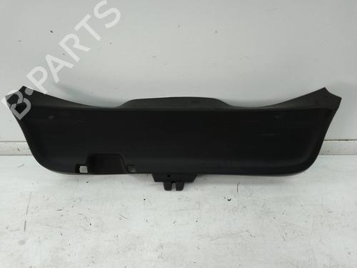 Used Boot lining Boot lining RENAULT CLIO V (B7_) 1.5 Blue dCi 85 (B7AG) (86 hp) 19658861 19658861