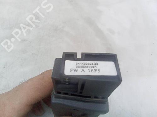 Used Switch NISSAN JUKE (F15) 1.5 dCi (110 hp) 18737759