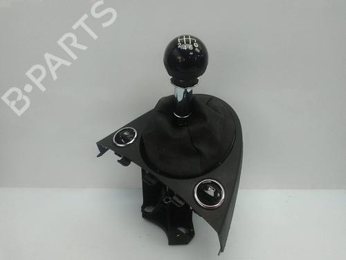 Used Gear lever Gear lever FIAT 500 (312_) 1.0 Mild Hybrid (312.AYD1B) (69 hp) 21051930 21051930