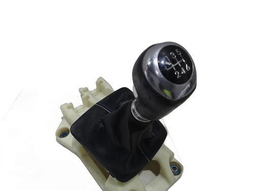 Gear lever HYUNDAI i30 (GD) 1.4 | BP32233212M90 