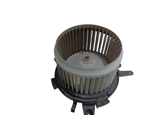 Used Heater blower motor Heater blower motor PEUGEOT 3008 II SUV (MC_, MR_, MJ_, M4_) 1.2 THP/ PureTech 130 (MRHNSM, MRHNSU, MRHNSJ, MRHNYW,... (131 hp) 34153255 34153255