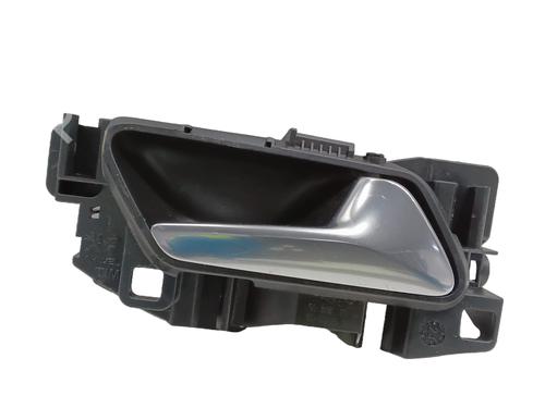 Used Rear right interior door handle Rear right interior door handle 38773217 38773217