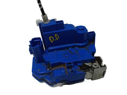 Used Front right lock FIAT 500L (351_, 352_) 1.4 (199LYB1B) (95 hp) 30613722