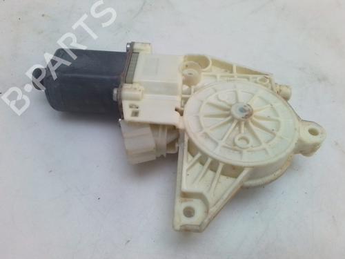 Used Right front window motor MERCEDES-BENZ VITO Van (W447) 116 CDI (447.601, 447.603, 447.605) (163 hp) 28420777