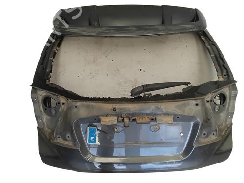 tailgate-toyota-c-hr-_x1_-2016-33457404 main image