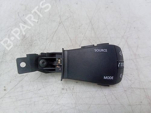 Used Switch DACIA SANDERO II TCe 90 (B8M1, B8MA, B8AC) (90 hp) 26159510