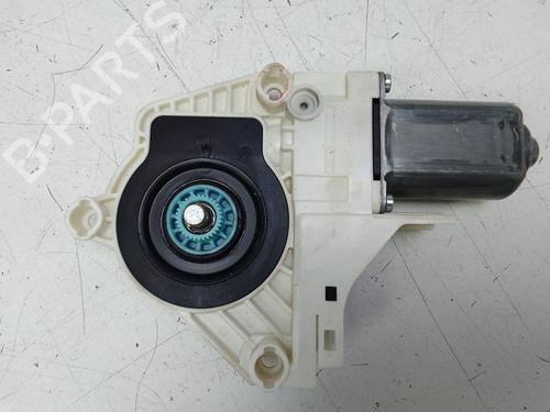 Used Left front window motor Left front window motor AUDI A1 Sportback (8XA, 8XF) 1.6 TDI (90 hp) 19533309 19533309