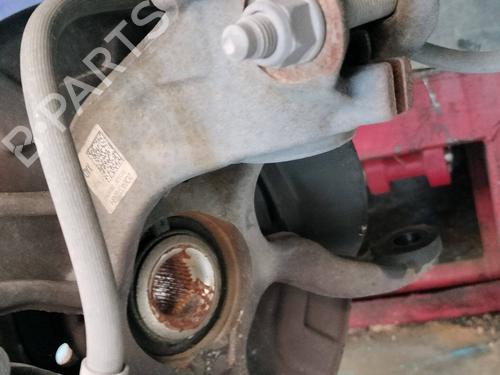 Used Right front steering knuckle SEAT IBIZA V (KJ1, KJG) 1.0 TSI (116 hp) 28148388