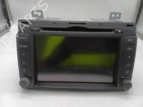 Used Display monitor KIA SPORTAGE III (SL) 1.7 CRDi (116 hp) 27448207