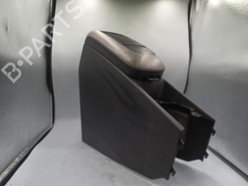 Mittelkonsole TOYOTA AURIS (_E15_) 1.4 D-4D (NDE150_, NDE150R) (90 hp) 29386167