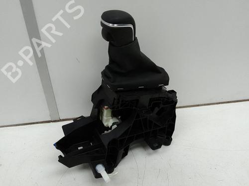 Used Gear lever Gear lever TOYOTA COROLLA Saloon (_E21_) 1.8 VVTi Hybrid (ZWE211) (122 hp) 28149269 28149269