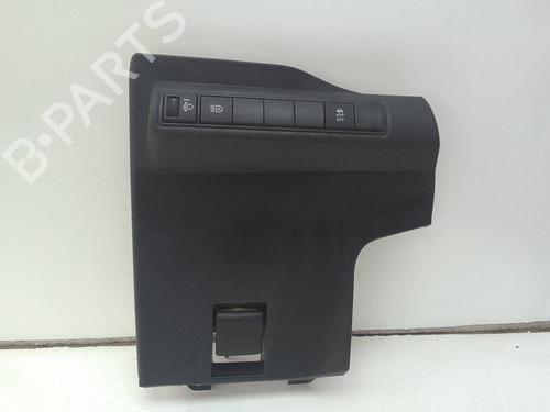 Used Headlight switch Headlight switch TOYOTA COROLLA Estate (_E21_) 1.8 Hybrid (ZWE211W) (122 hp) 18596801 18596801