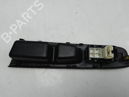 Used Switch TOYOTA YARIS (_P13_) 1.4 D (NLP130_, NLP130) (90 hp) 18573425