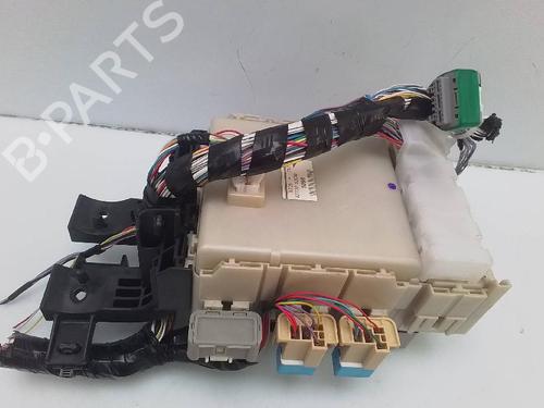 Used Fuse box TOYOTA URBAN CRUISER (_P1_) 1.33 (NSP110_, NSP110R) (99 hp) 23558980