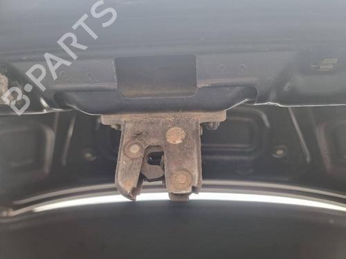 Used Tailgate lock VAUXHALL CAVALIER Mk III Saloon (J89) 2.0 i Turbo 4x4 (204 hp) 18589509