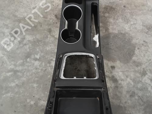 Middle console HYUNDAI i30 (GD) 1.6 CRDi | BP35722105I22 - Image 9