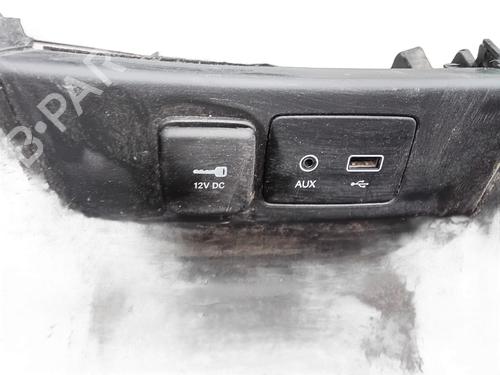 Middle console FIAT TIPO Hatchback (356_, 357_) 1.4 (356HXA1B, 357) | BP34612786I22  - Image 5