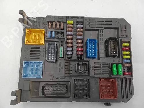 Used Fuse box OPEL CROSSLAND X / CROSSLAND (P17, P2QO) 1.2 (75) (131 hp) 25466136