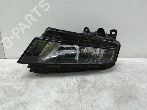 Used Right front fog light Right front fog light SEAT LEON ST (5F8) 1.6 TDI (115 hp) 18890832 18890832
