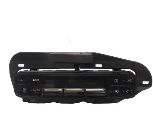 climate-control-toyota-auris-_e18_-2012-2013-2014-2015-2016-2017-2018-2019-23417149 main image