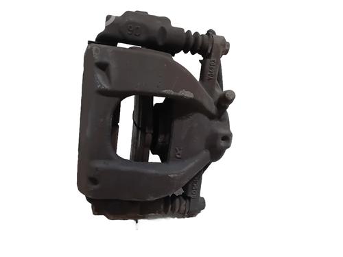 Used Right front brake caliper Right front brake caliper TOYOTA VERSO (_R2_) 2.0 D-4D (AUR20_, AUR20R) (126 hp) 35899273 35899273