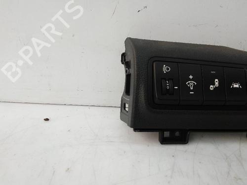 Switch HYUNDAI TUCSON (TL, TLE) 1.6 CRDi hybrid 48V All-wheel Drive | BP23255885I30 