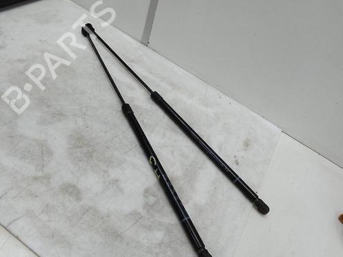 Used Tailgate lift support AUDI A3 Sportback (8YA, 8YF) 35 TDI (150 hp) 26054873