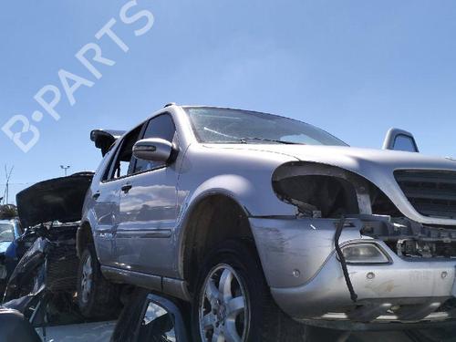 Used Front right lock MERCEDES-BENZ M-CLASS (W163) ML 400 CDI (163.128) (250 hp) 24588264