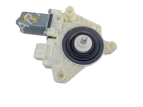 Used Left front window motor Left front window motor MERCEDES-BENZ C-CLASS T-Model (S205) C 220 BlueTEC / d (205.204) (170 hp) 18574456 18574456