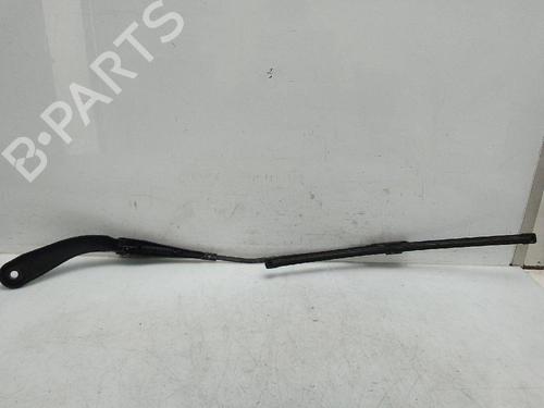 Used Front windshield wiper arm BMW 1 (F20) 120 d xDrive (184 hp) 25485402