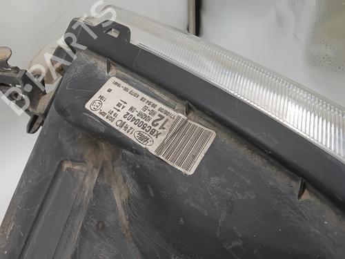 Right headlight LAND ROVER DISCOVERY III (L319) 2.7 TD 4x4 | BP28621476C29 