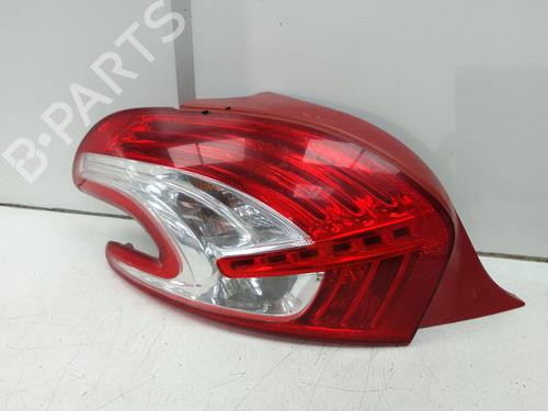 Used Left taillight Left taillight 19519733 19519733