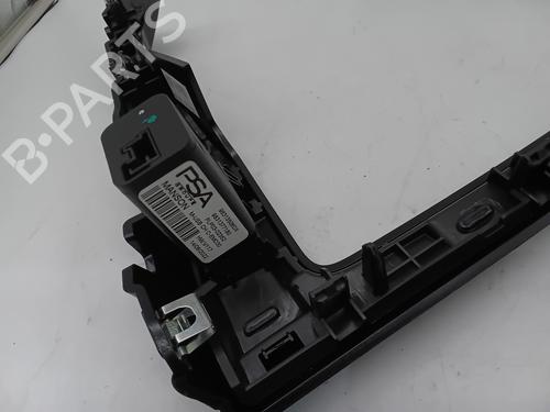 Elektronische module PEUGEOT 208 II (UB_, UP_, UW_, UJ_) 1.2 PureTech 100 | BP29746463M83 