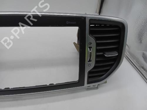 Used Air vent KIA SPORTAGE IV (QL, QLE) 1.7 CRDi (116 hp) 27173014