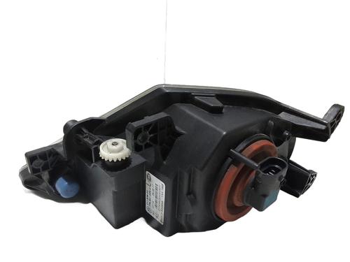 Left front fog light VW TOUAREG (7P5, 7P6) 3.0 V6 TDI | BP32494675C30 