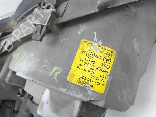 Venstre forlygte MERCEDES-BENZ C-CLASS (W203) [2000-2007]  23066996